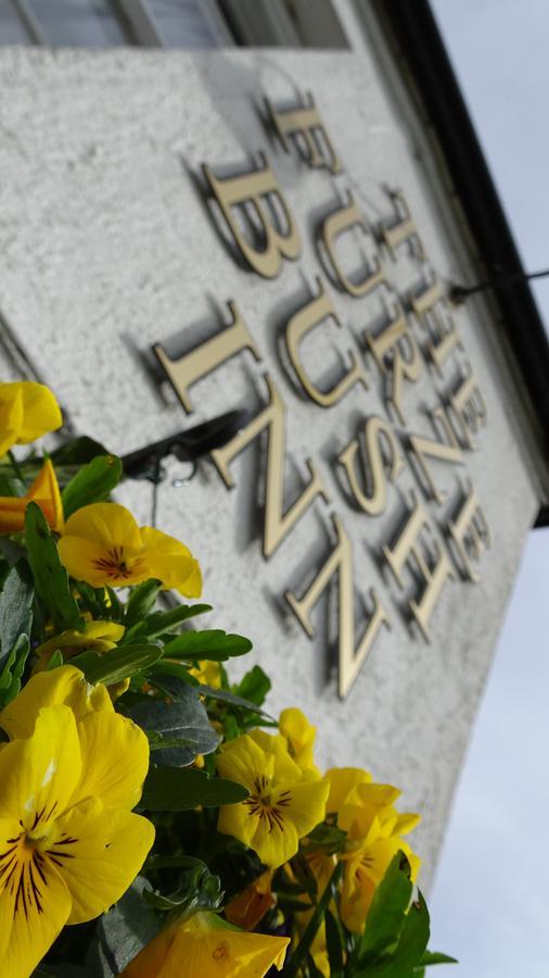 The Furze Bush Inn ニューベリー エクステリア 写真